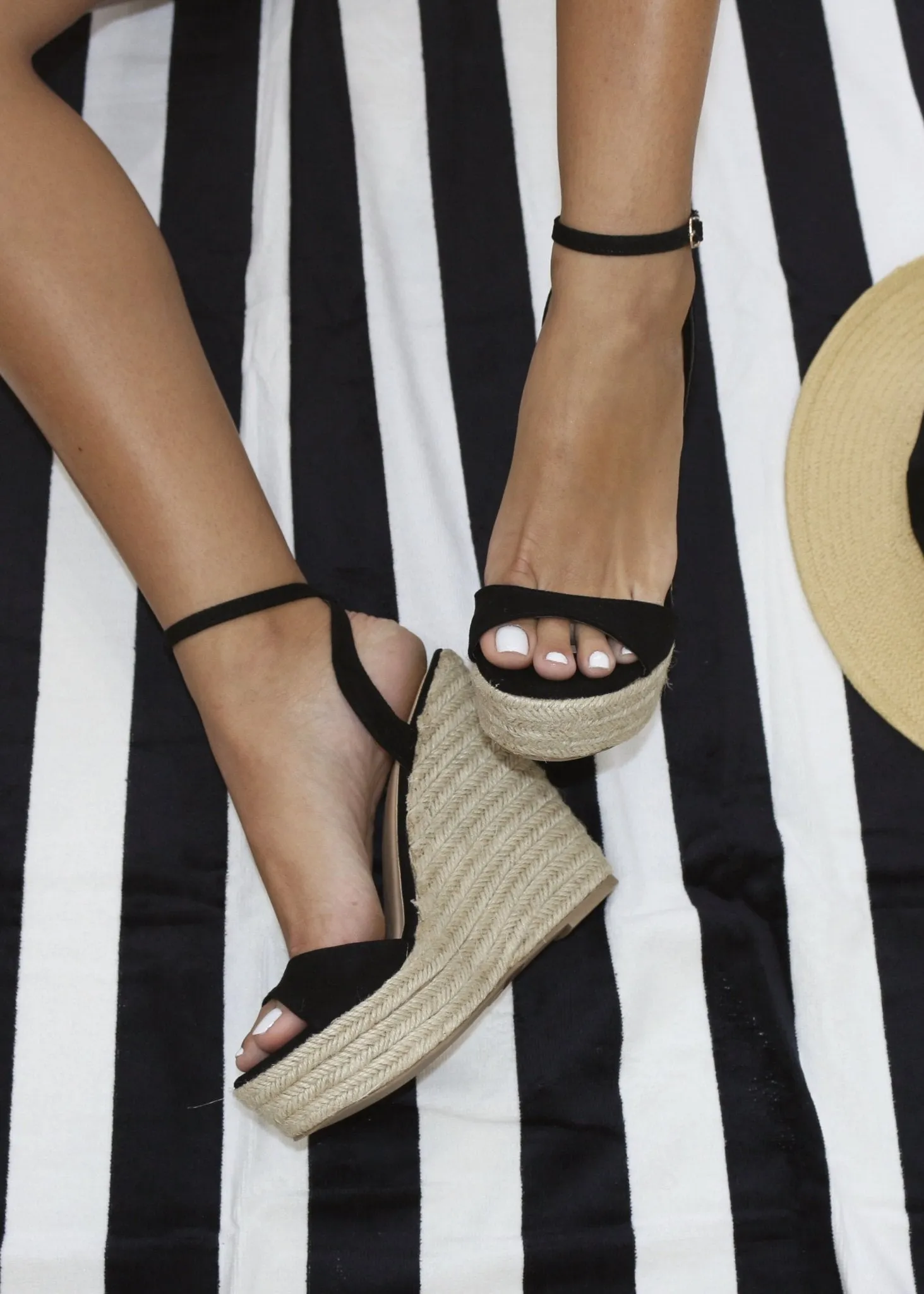 Alyssa B Black Wedges