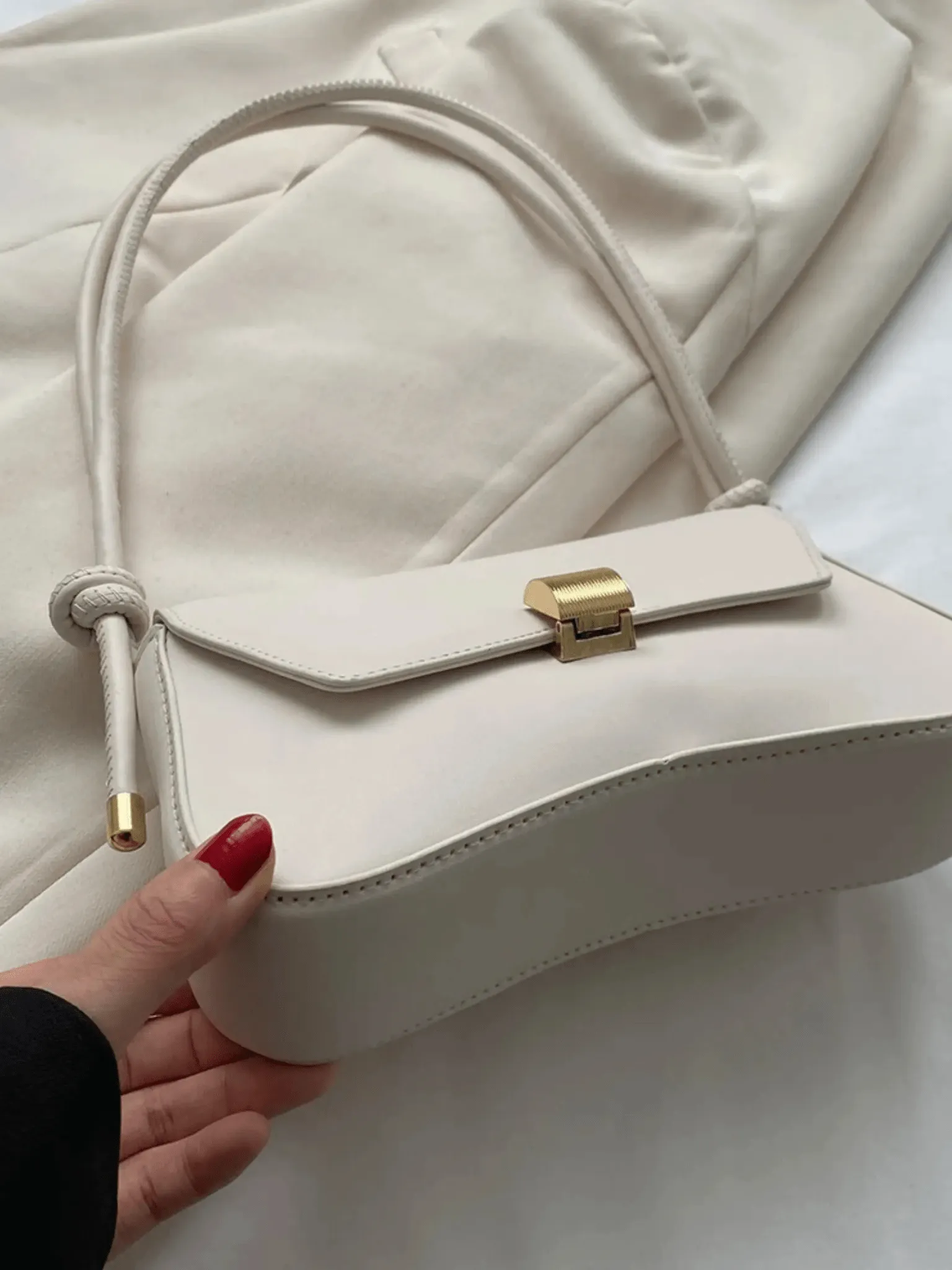 Chic | Minimalist Shoulder Bag