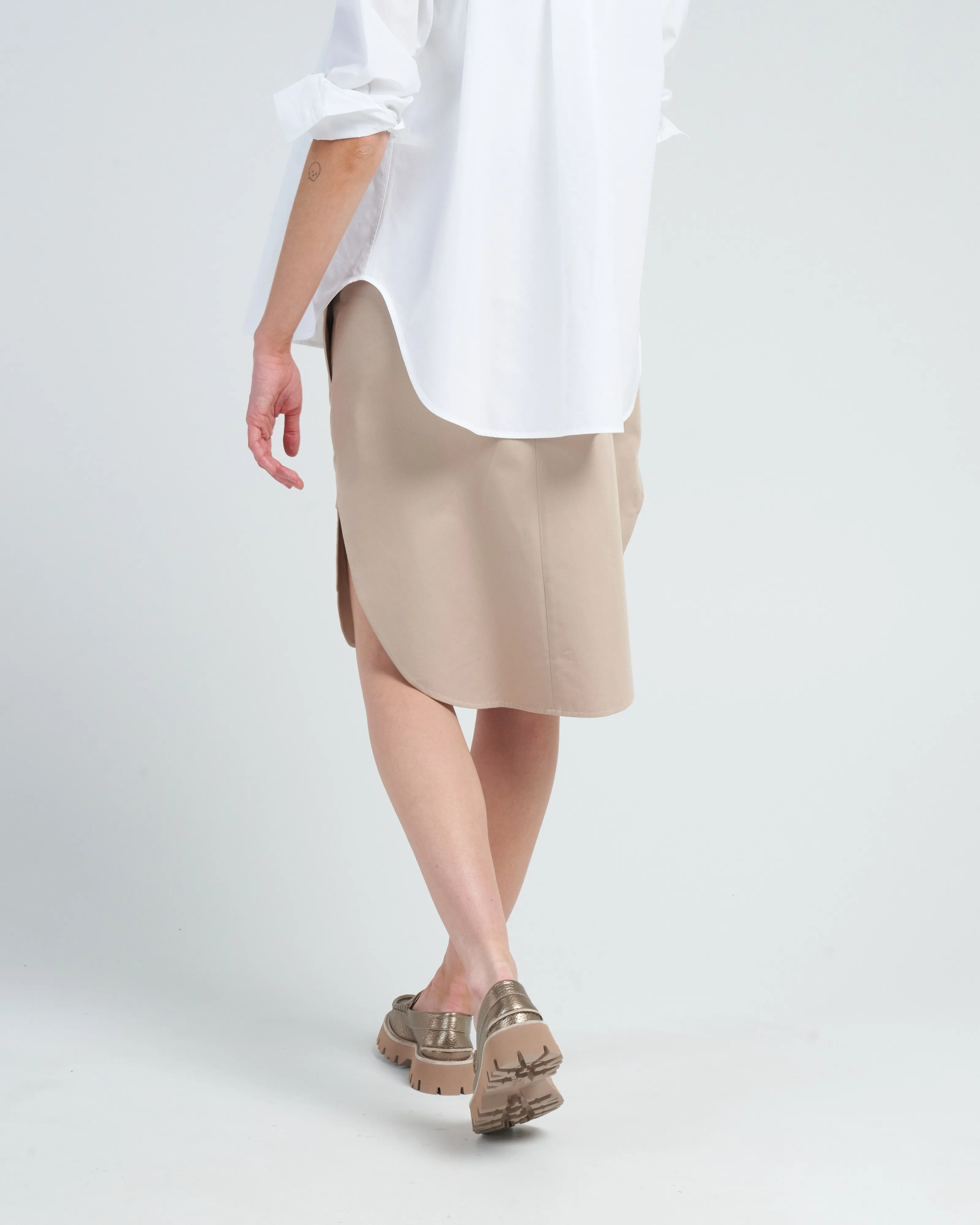 curved hem cotton skirt - beige