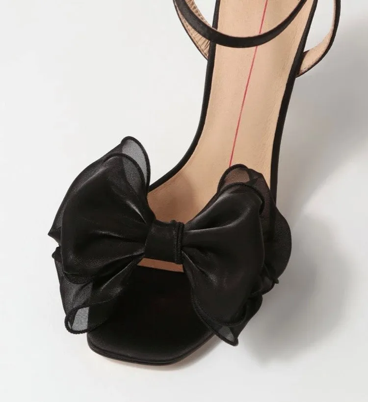 Daphne -  Black