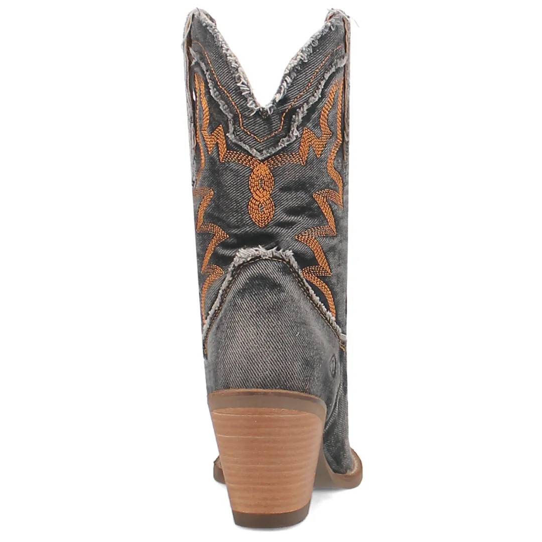 Dingo Women's Boot - Y'all Need Dolly (Black) - DI950-BK