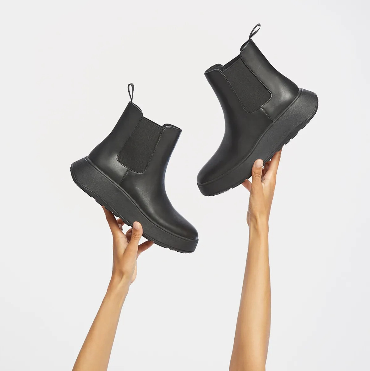F-MODE Leather Flatform Chelsea Boots