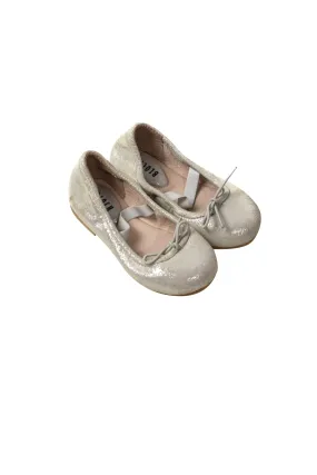 Flats 12-18M (EU 21)