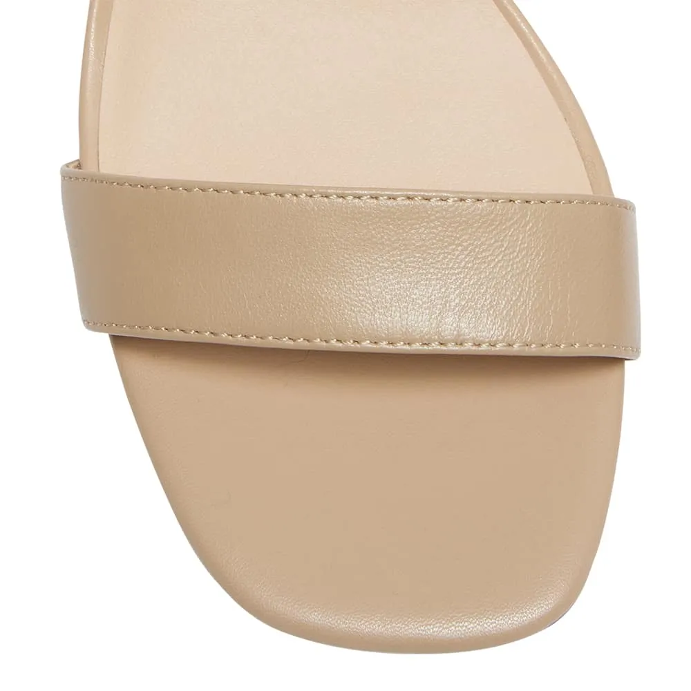 Jill Heel in Nude Leather