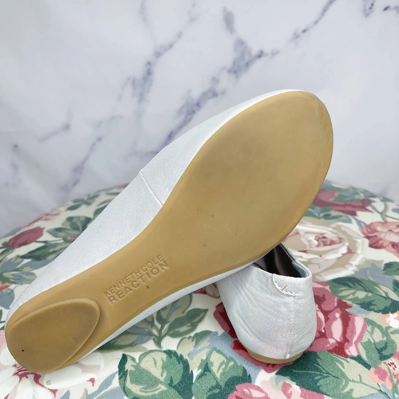 Kenneth Cole REACTION | Slip On By Silver Shimmer Flats | Sz 6.5