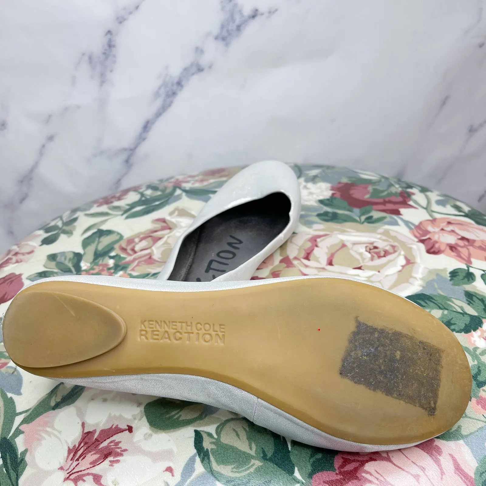 Kenneth Cole REACTION | Slip On By Silver Shimmer Flats | Sz 6.5