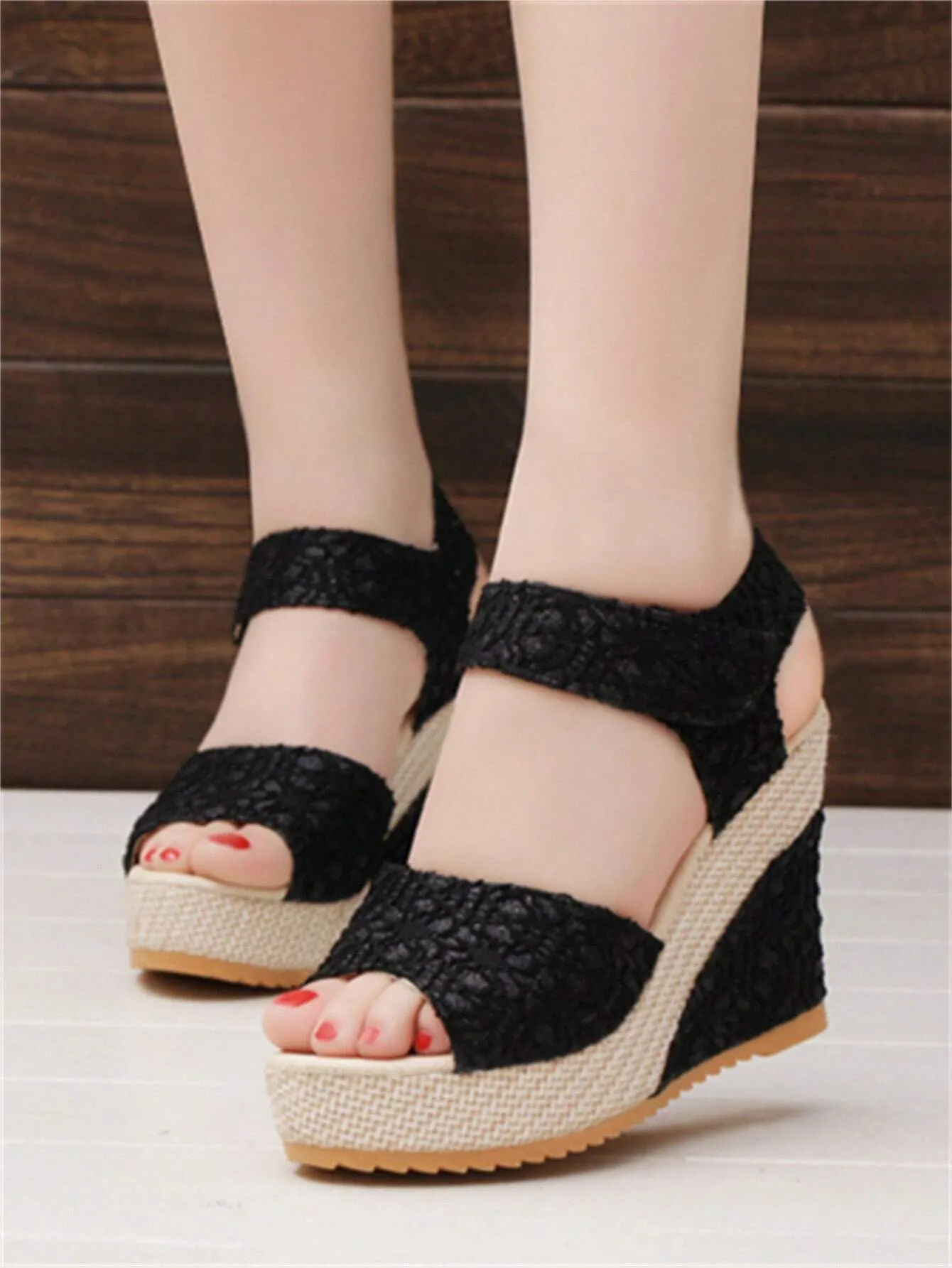 New Arrival Fashionable And Elegant Korean-Style Wedge Heel Thick-Soled Comfortable Women Sandals, Sole Sent At Random