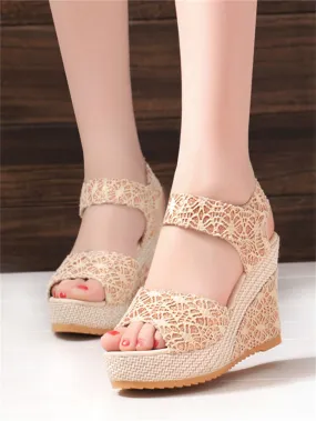 New Arrival Fashionable And Elegant Korean-Style Wedge Heel Thick-Soled Comfortable Women Sandals, Sole Sent At Random