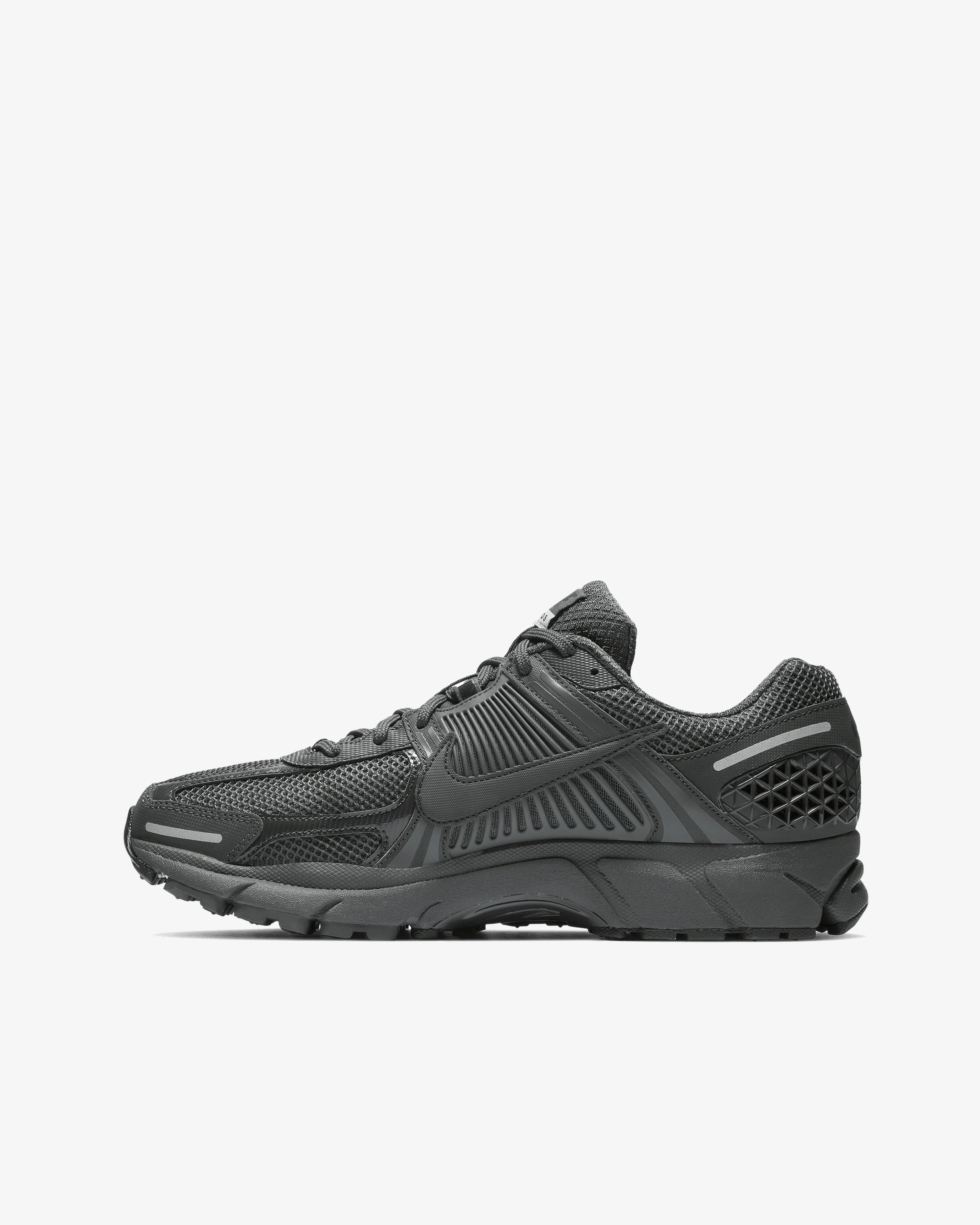 Nike - Zoom Vomero 5 Sneakers - (BV1358-002)